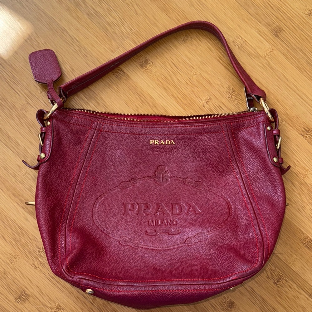 Prada Vitello Daino Logo-Embossed Hobo / Shoulder Bag